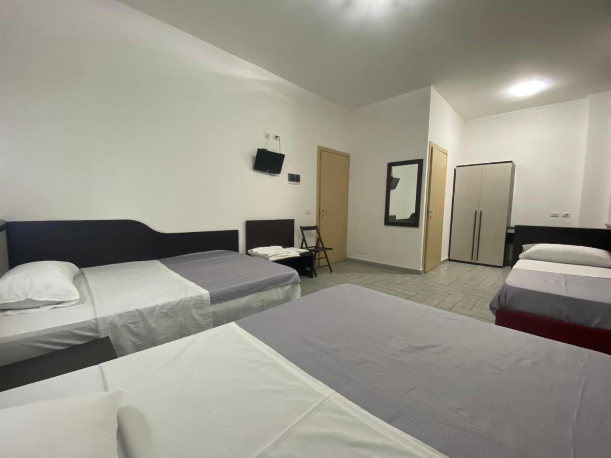 Hotel Poma Milan Exterior photo