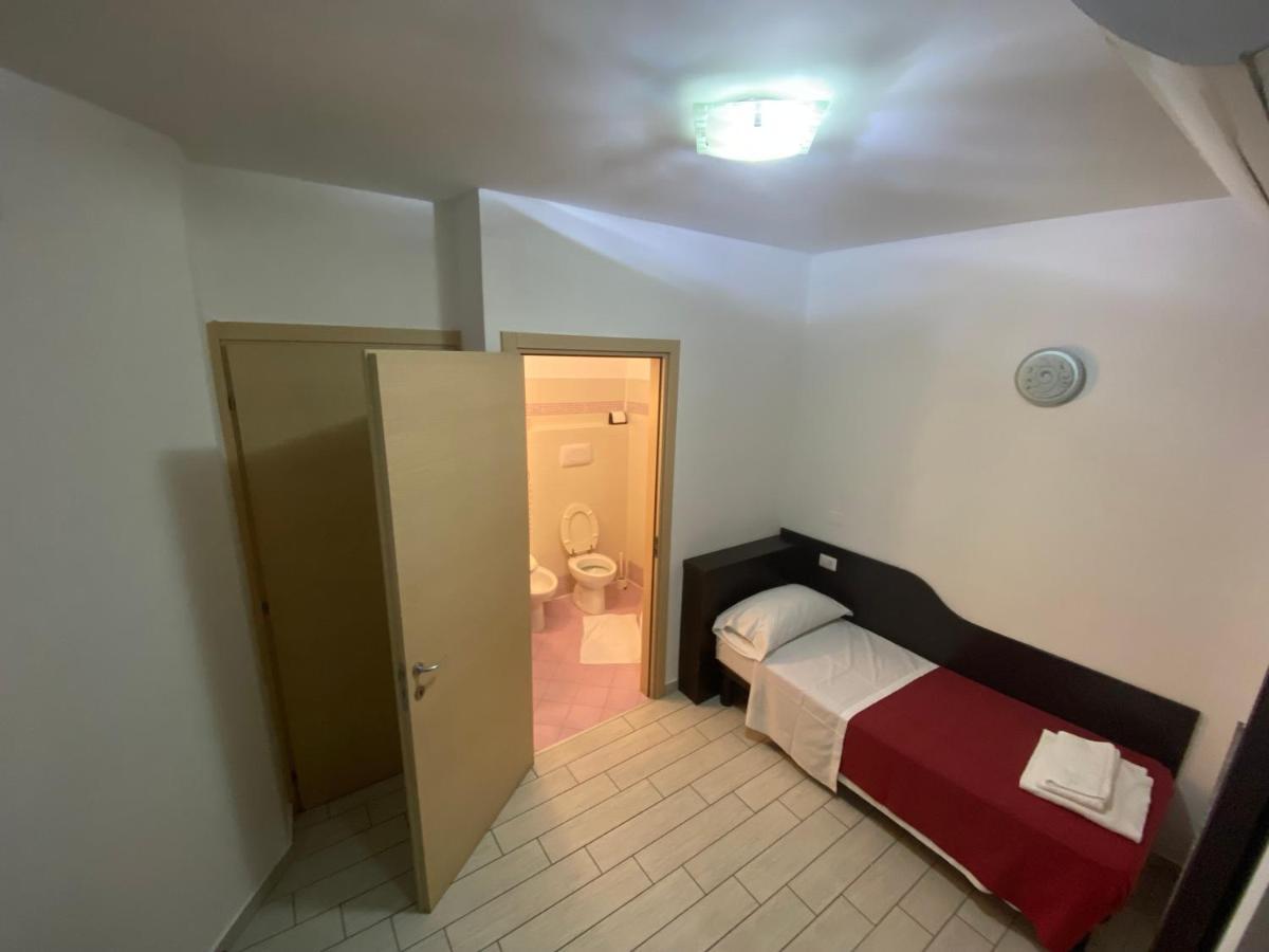 Hotel Poma Milan Exterior photo