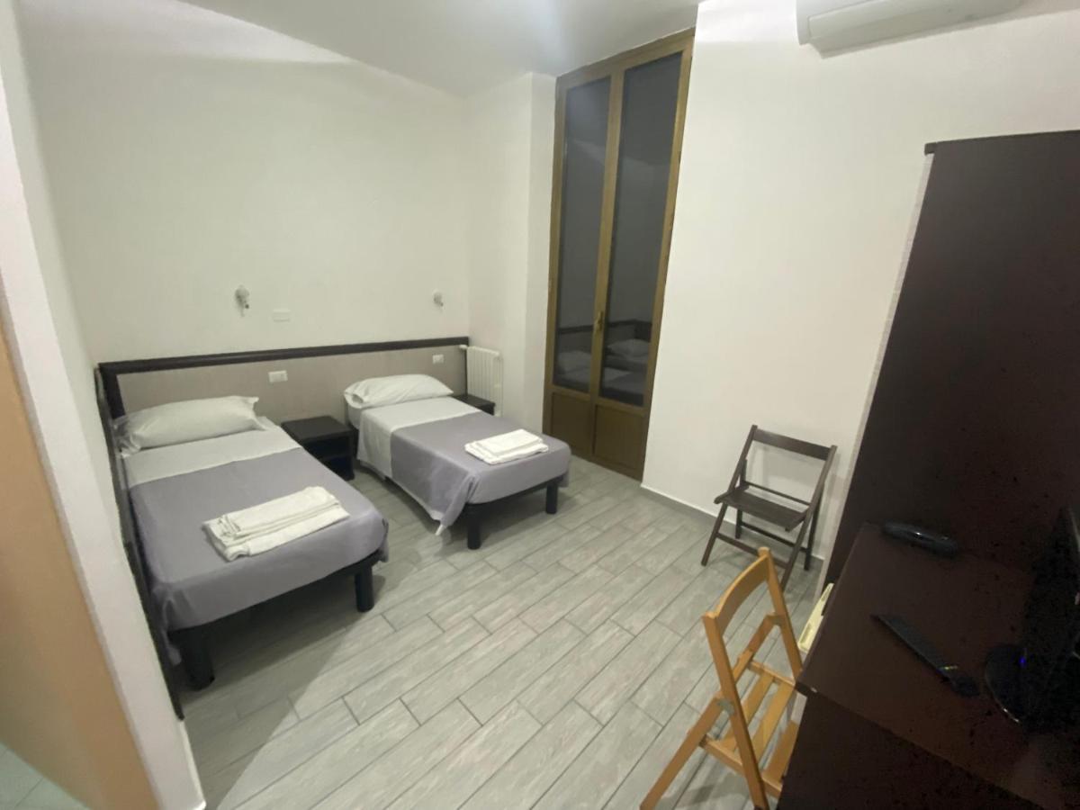 Hotel Poma Milan Exterior photo