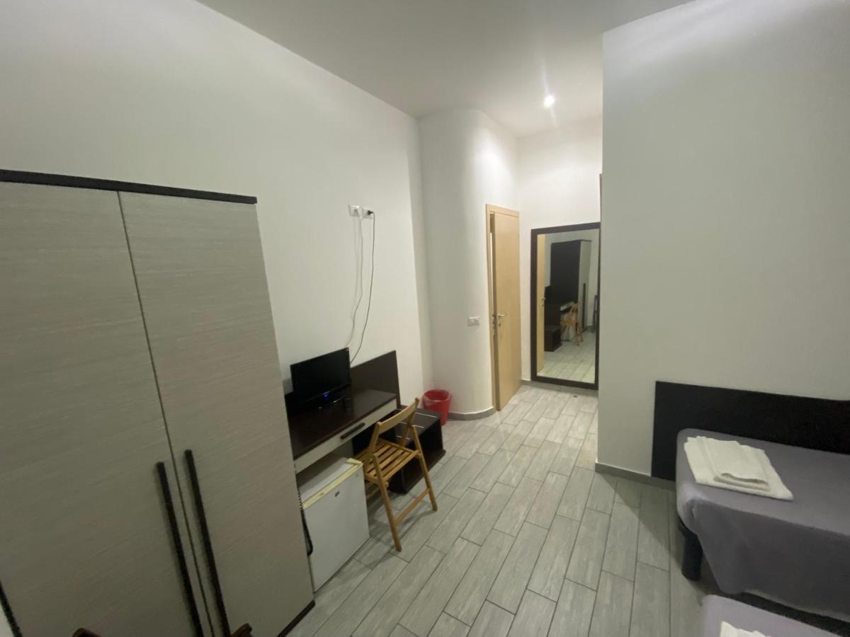 Hotel Poma Milan Exterior photo